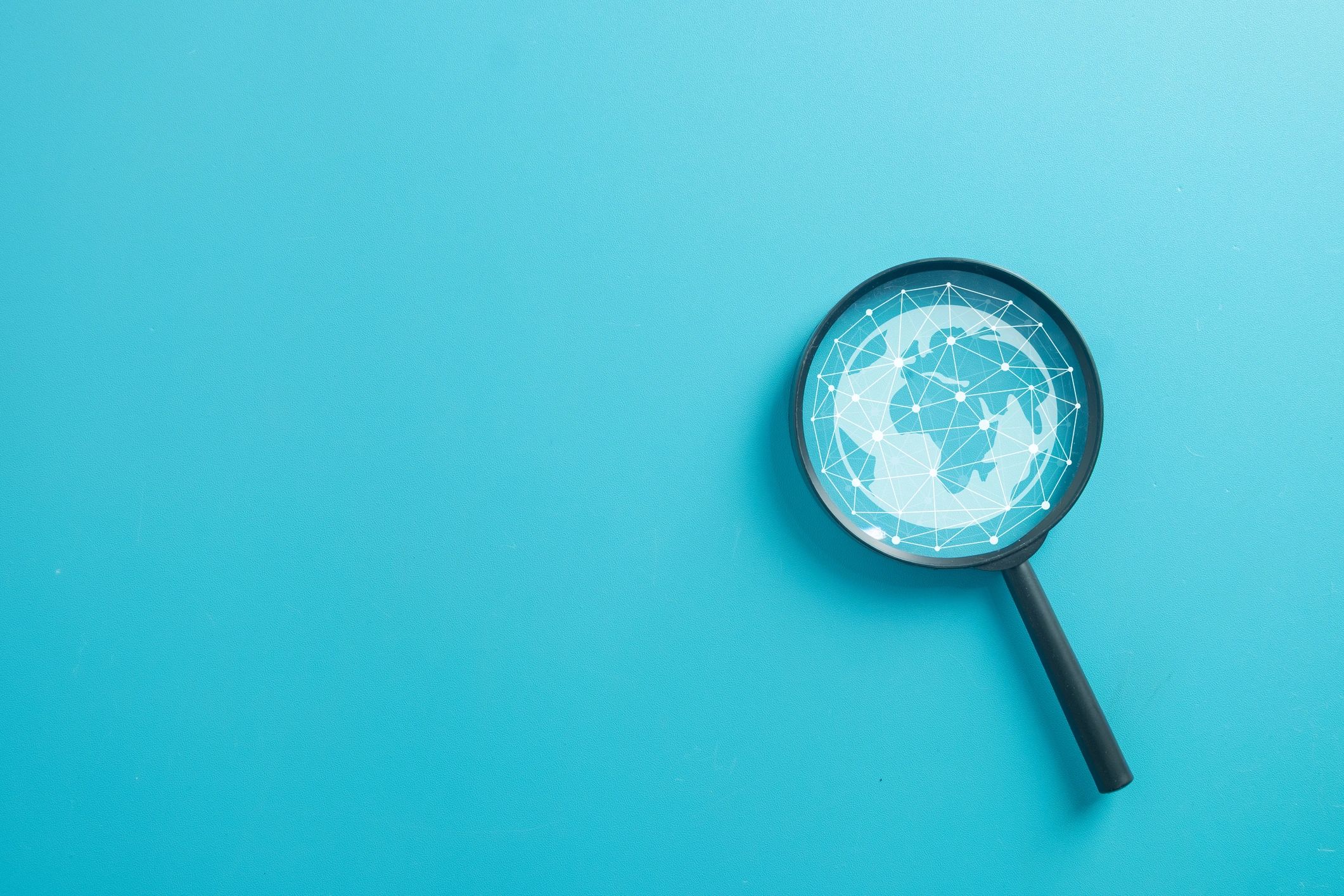 Magnifying glass visual for daily hidden clue puzzles